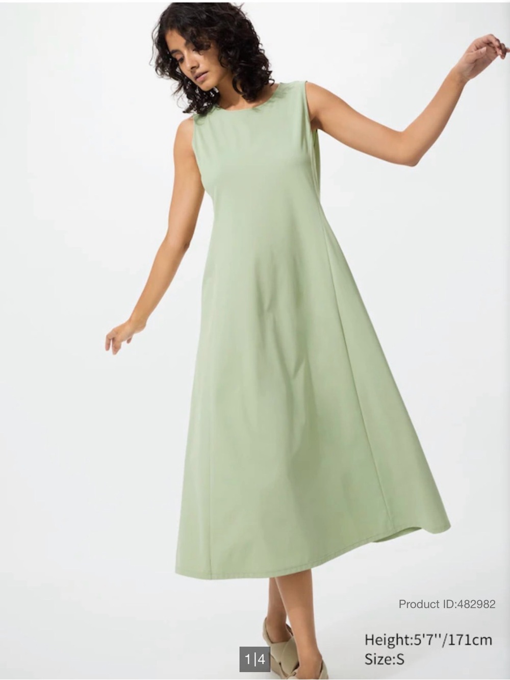 UNIQLO Ultra Stretch AIRism Dress